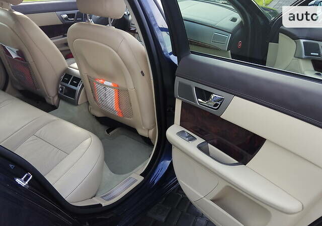 Синій Ягуар ХФ, об'ємом двигуна 3 л та пробігом 234 тис. км за 13200 $, фото 28 на Automoto.ua