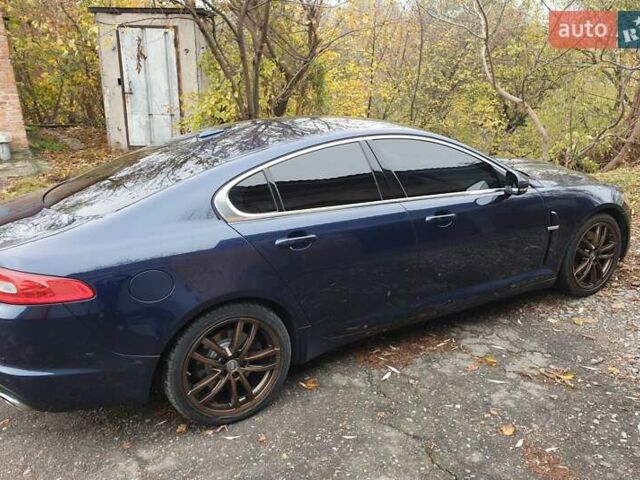 Синій Ягуар ХФ, об'ємом двигуна 3 л та пробігом 234 тис. км за 13200 $, фото 3 на Automoto.ua