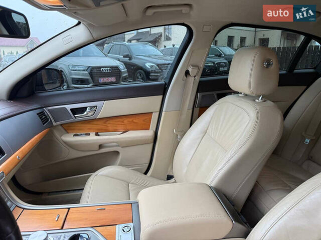 Синій Ягуар ХФ, об'ємом двигуна 2.99 л та пробігом 299 тис. км за 10900 $, фото 38 на Automoto.ua