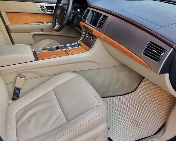 Синий Ягуар ХФ, объемом двигателя 3 л и пробегом 299 тыс. км за 9500 $, фото 21 на Automoto.ua