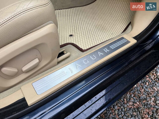 Синій Ягуар ХФ, об'ємом двигуна 2.99 л та пробігом 299 тис. км за 10900 $, фото 49 на Automoto.ua