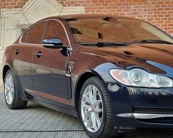 Синий Ягуар ХФ, объемом двигателя 3 л и пробегом 299 тыс. км за 9500 $, фото 3 на Automoto.ua