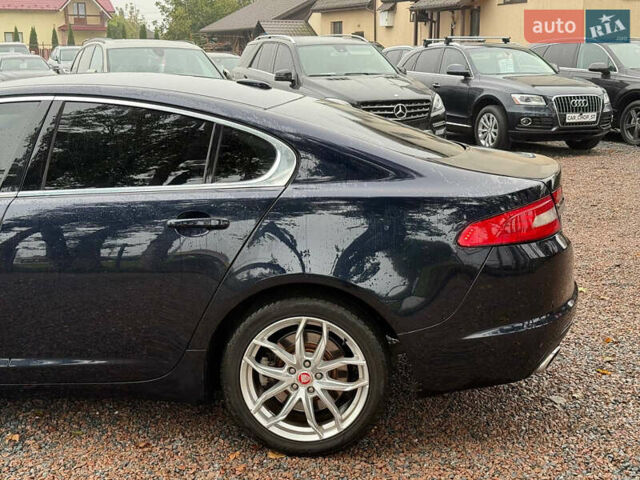 Синій Ягуар ХФ, об'ємом двигуна 2.99 л та пробігом 299 тис. км за 10900 $, фото 9 на Automoto.ua