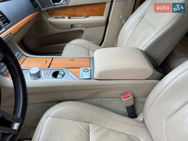 Синій Ягуар ХФ, об'ємом двигуна 2.99 л та пробігом 299 тис. км за 10900 $, фото 37 на Automoto.ua