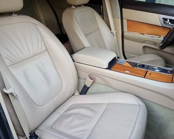 Синий Ягуар ХФ, объемом двигателя 3 л и пробегом 299 тыс. км за 9500 $, фото 20 на Automoto.ua