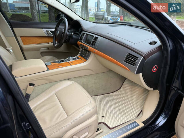 Синій Ягуар ХФ, об'ємом двигуна 2.99 л та пробігом 299 тис. км за 10900 $, фото 50 на Automoto.ua