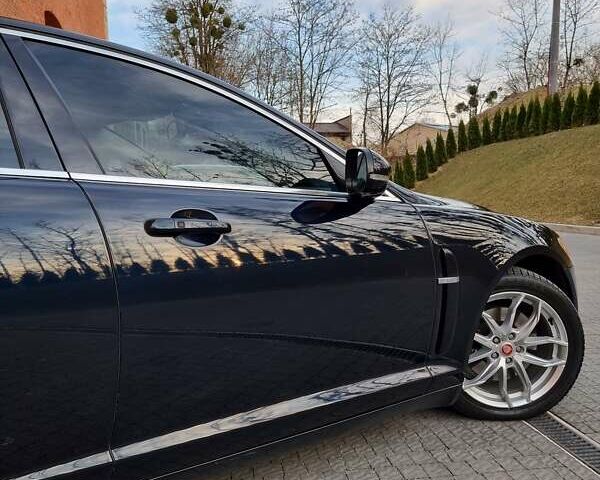 Синий Ягуар ХФ, объемом двигателя 3 л и пробегом 299 тыс. км за 9500 $, фото 6 на Automoto.ua