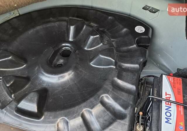 Синий Ягуар ХФ, объемом двигателя 2 л и пробегом 142 тыс. км за 9100 $, фото 42 на Automoto.ua
