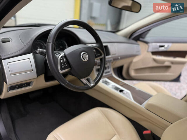 Синій Ягуар ХФ, об'ємом двигуна 2 л та пробігом 91 тис. км за 15500 $, фото 28 на Automoto.ua