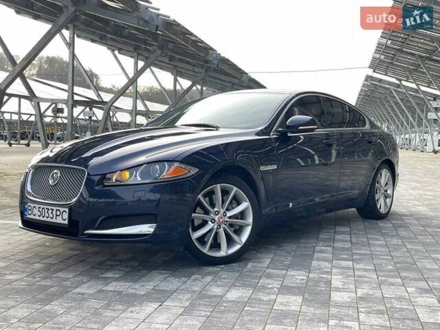 Синий Ягуар ХФ, объемом двигателя 2.97 л и пробегом 96 тыс. км за 16500 $, фото 6 на Automoto.ua