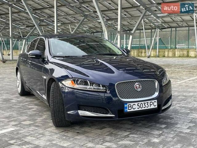 Синий Ягуар ХФ, объемом двигателя 2.97 л и пробегом 96 тыс. км за 16500 $, фото 3 на Automoto.ua