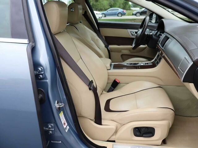 Синий Ягуар ХФ, объемом двигателя 3 л и пробегом 84 тыс. км за 4800 $, фото 9 на Automoto.ua