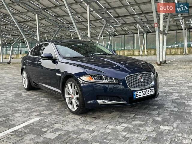 Синий Ягуар ХФ, объемом двигателя 2.97 л и пробегом 96 тыс. км за 16500 $, фото 1 на Automoto.ua
