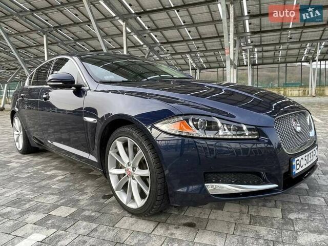 Синий Ягуар ХФ, объемом двигателя 2.97 л и пробегом 96 тыс. км за 16500 $, фото 2 на Automoto.ua