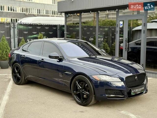 Синий Ягуар ХФ, объемом двигателя 3 л и пробегом 163 тыс. км за 16500 $, фото 4 на Automoto.ua
