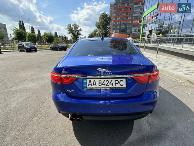 Синій Ягуар ХФ, об'ємом двигуна 2 л та пробігом 154 тис. км за 17500 $, фото 2 на Automoto.ua