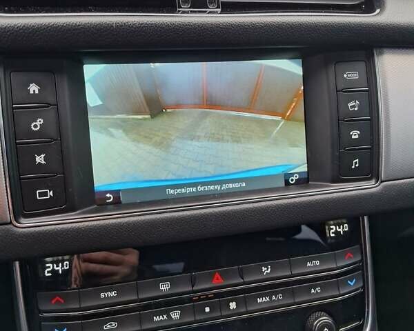 Синий Ягуар ХФ, объемом двигателя 2 л и пробегом 196 тыс. км за 22700 $, фото 49 на Automoto.ua