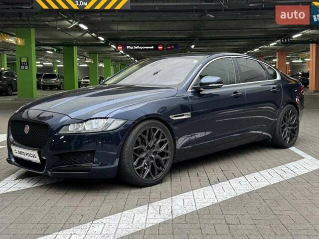 Синій Ягуар ХФ, об'ємом двигуна 3 л та пробігом 131 тис. км за 19990 $, фото 3 на Automoto.ua