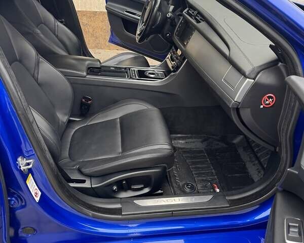 Синий Ягуар ХФ, объемом двигателя 2 л и пробегом 196 тыс. км за 17777 $, фото 14 на Automoto.ua