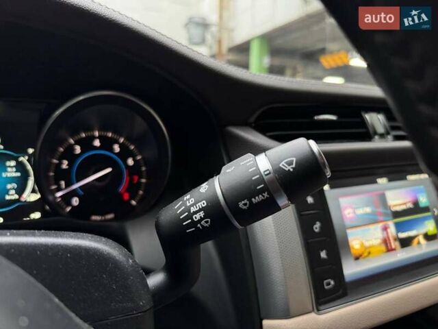 Синій Ягуар ХФ, об'ємом двигуна 3 л та пробігом 131 тис. км за 19990 $, фото 16 на Automoto.ua