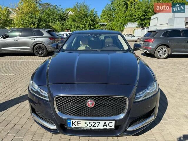 Синий Ягуар ХФ, объемом двигателя 3 л и пробегом 102 тыс. км за 16400 $, фото 2 на Automoto.ua