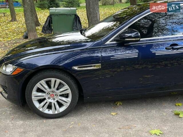 Синий Ягуар ХФ, объемом двигателя 3 л и пробегом 172 тыс. км за 15990 $, фото 5 на Automoto.ua