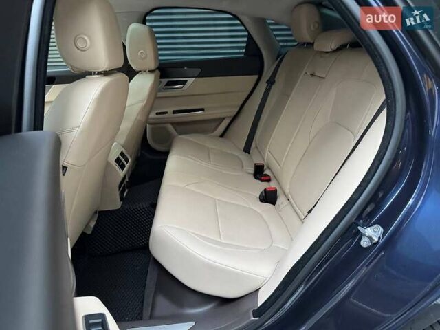 Синій Ягуар ХФ, об'ємом двигуна 3 л та пробігом 131 тис. км за 19990 $, фото 10 на Automoto.ua