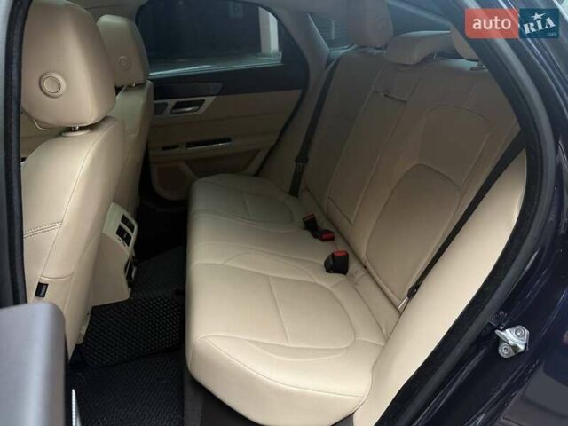 Синий Ягуар ХФ, объемом двигателя 3 л и пробегом 131 тыс. км за 17990 $, фото 10 на Automoto.ua