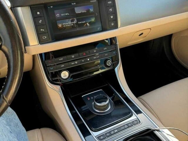 Синій Ягуар ХФ, об'ємом двигуна 3 л та пробігом 119 тис. км за 13100 $, фото 13 на Automoto.ua