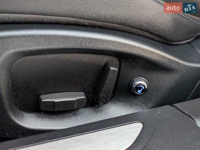 Синій Ягуар ХФ, об'ємом двигуна 2 л та пробігом 201 тис. км за 25500 $, фото 47 на Automoto.ua