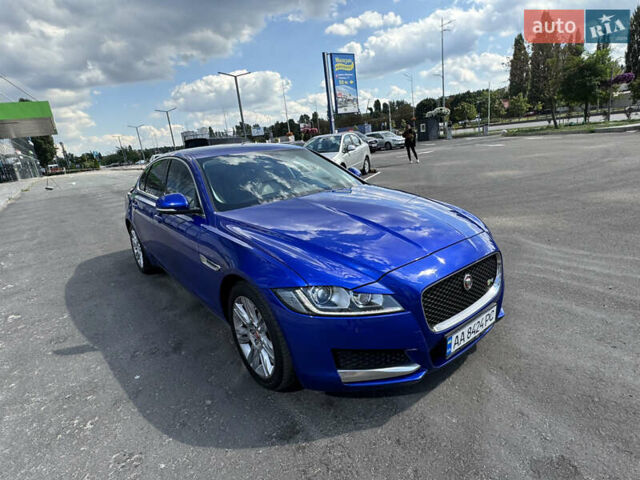 Синій Ягуар ХФ, об'ємом двигуна 2 л та пробігом 154 тис. км за 17500 $, фото 1 на Automoto.ua
