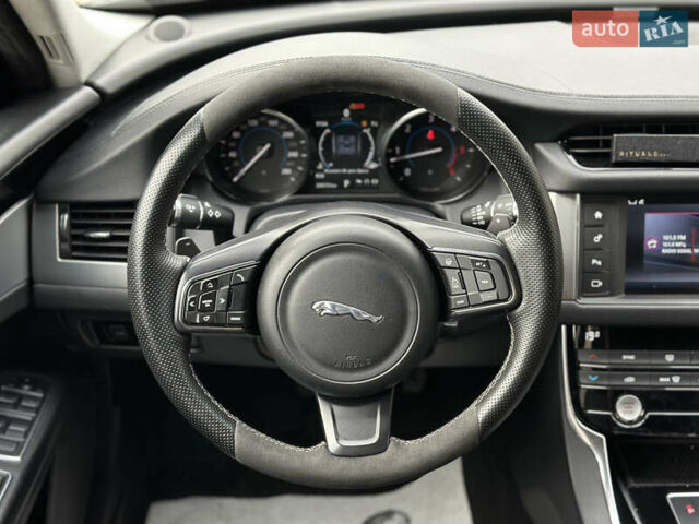 Синий Ягуар ХФ, объемом двигателя 2 л и пробегом 208 тыс. км за 16999 $, фото 42 на Automoto.ua