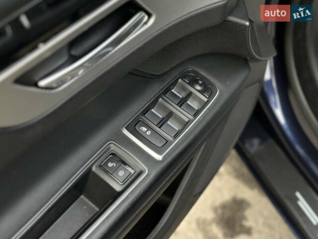 Синий Ягуар ХФ, объемом двигателя 2 л и пробегом 208 тыс. км за 16999 $, фото 29 на Automoto.ua