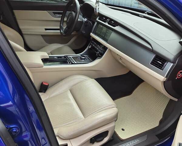 Синий Ягуар ХФ, объемом двигателя 2 л и пробегом 97 тыс. км за 21500 $, фото 19 на Automoto.ua