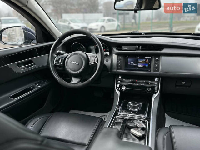 Синий Ягуар ХФ, объемом двигателя 2 л и пробегом 208 тыс. км за 16999 $, фото 39 на Automoto.ua