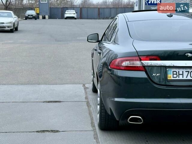 Зеленый Ягуар ХФ, объемом двигателя 2.72 л и пробегом 305 тыс. км за 7800 $, фото 7 на Automoto.ua