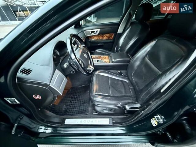 Зелений Ягуар ХФ, об'ємом двигуна 2.72 л та пробігом 305 тис. км за 7800 $, фото 26 на Automoto.ua