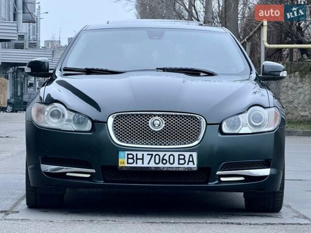 Зеленый Ягуар ХФ, объемом двигателя 2.72 л и пробегом 305 тыс. км за 7800 $, фото 19 на Automoto.ua