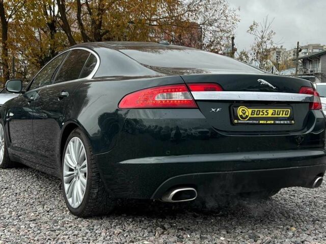 Зеленый Ягуар ХФ, объемом двигателя 3 л и пробегом 153 тыс. км за 13300 $, фото 3 на Automoto.ua