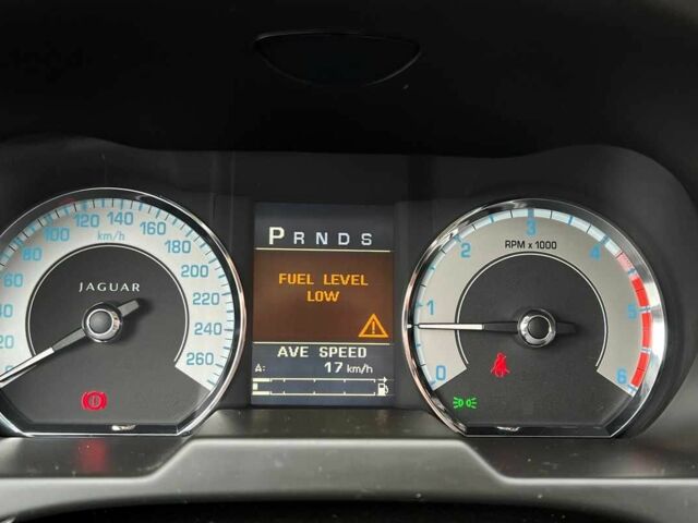 Зеленый Ягуар ХФ, объемом двигателя 3 л и пробегом 153 тыс. км за 13300 $, фото 12 на Automoto.ua