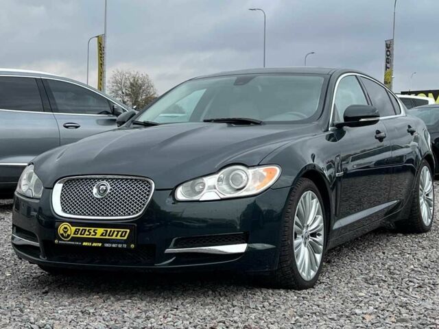 Зеленый Ягуар ХФ, объемом двигателя 3 л и пробегом 153 тыс. км за 13300 $, фото 2 на Automoto.ua