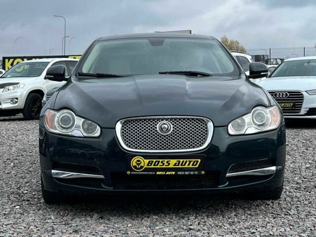 Зеленый Ягуар ХФ, объемом двигателя 3 л и пробегом 153 тыс. км за 13300 $, фото 1 на Automoto.ua