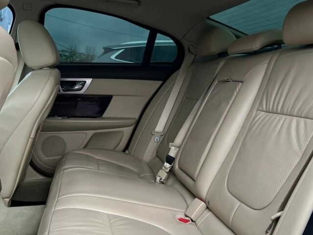 Зеленый Ягуар ХФ, объемом двигателя 3 л и пробегом 153 тыс. км за 13300 $, фото 20 на Automoto.ua