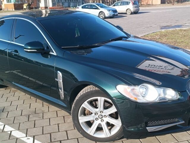 Зелений Ягуар ХФ, об'ємом двигуна 3 л та пробігом 210 тис. км за 11056 $, фото 3 на Automoto.ua