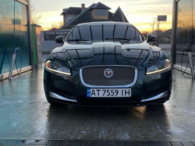 Зеленый Ягуар ХФ, объемом двигателя 2 л и пробегом 180 тыс. км за 14500 $, фото 1 на Automoto.ua