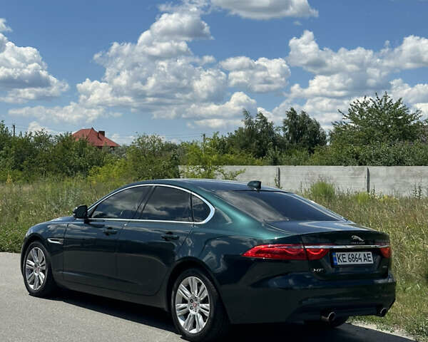 Ягуар ХФ 2016 в Днепре (Днепропетровске) на Automoto.ua Зеленый Ягуар ХФ, объемом двигателя 3 л и пробегом 130 тыс. км за 16500 $, фото 2 на Automoto.ua