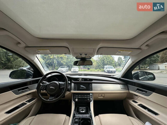Ягуар ХФ 2016 в Днепре (Днепропетровске) на Automoto.ua Зеленый Ягуар ХФ, объемом двигателя 3 л и пробегом 130 тыс. км за 16500 $, фото 8 на Automoto.ua
