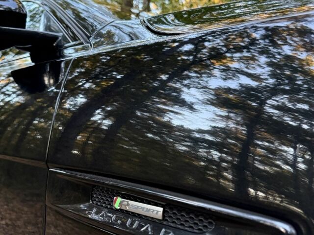 Чорний Ягуар ХФР, об'ємом двигуна 2 л та пробігом 110 тис. км за 20282 $, фото 15 на Automoto.ua