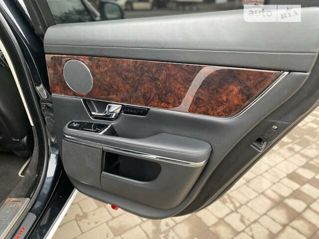 Білий Ягуар Ікс Джей, об'ємом двигуна 3 л та пробігом 194 тис. км за 19950 $, фото 46 на Automoto.ua