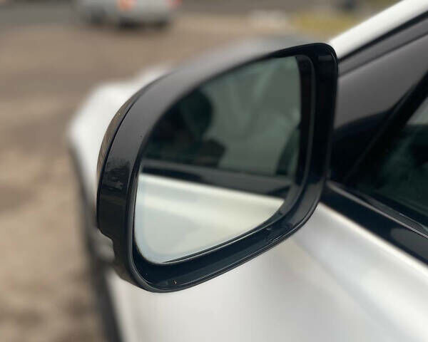 Білий Ягуар Ікс Джей, об'ємом двигуна 3 л та пробігом 194 тис. км за 19950 $, фото 26 на Automoto.ua